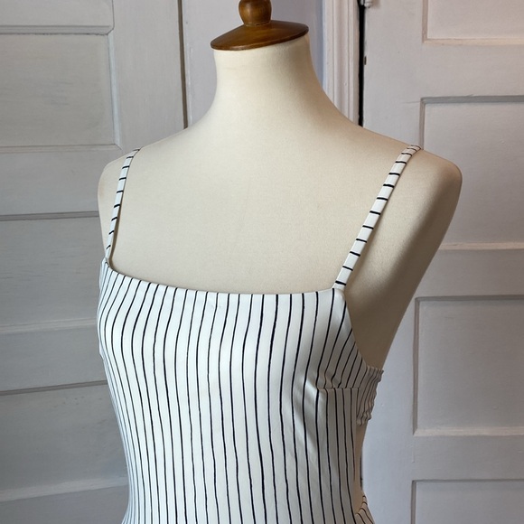 Vitamin A Swim Edie One-piece Swimsuit, Size M/8 - Picture 14 of 17